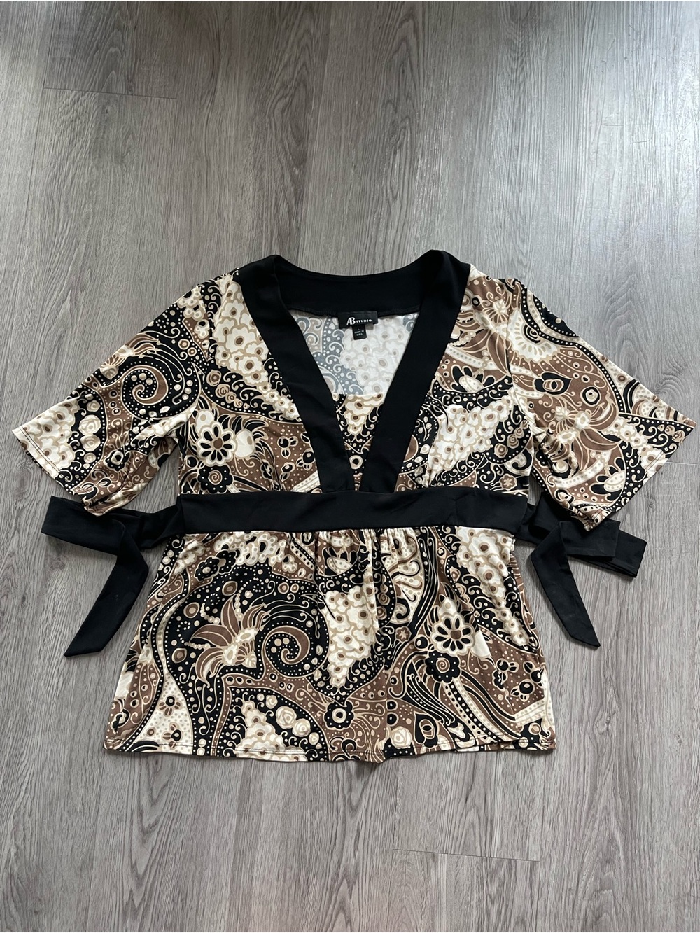 Y2K AB studio paisley bell sleeve whimsy top
